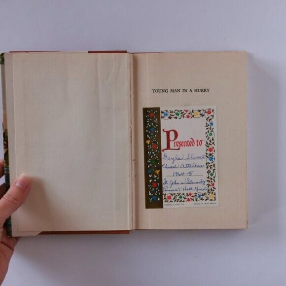 1963 Young Man in a Hurry HC Book Vintage Iris Clinton Christian Literature - Picture 5 of 11